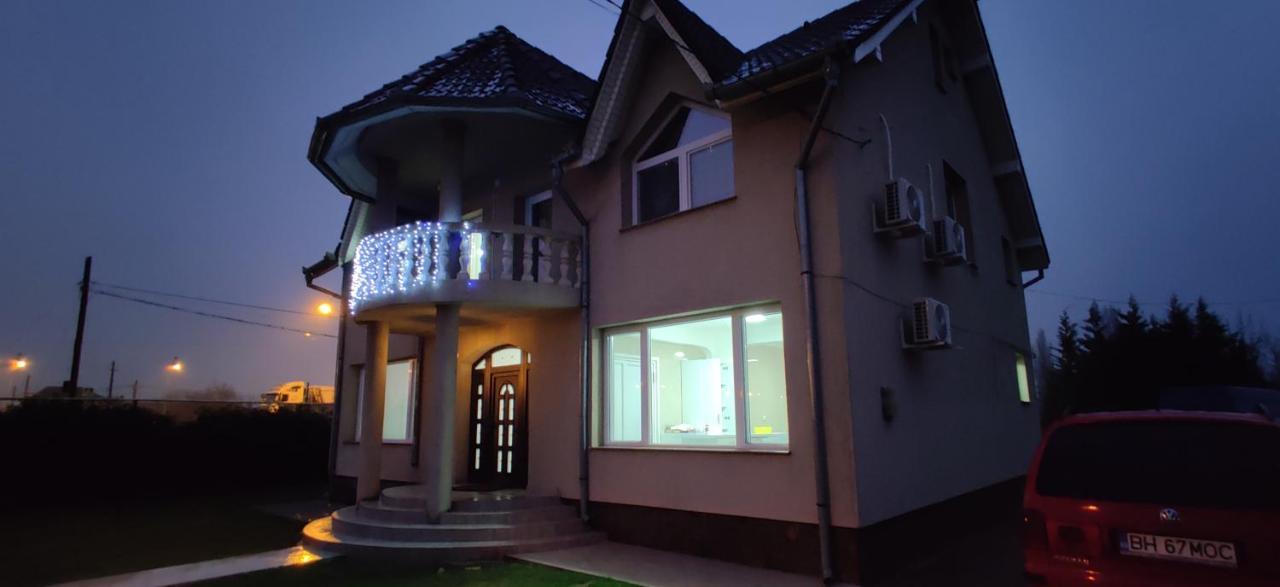 Casa Blanco Hotel Oradea Exterior photo